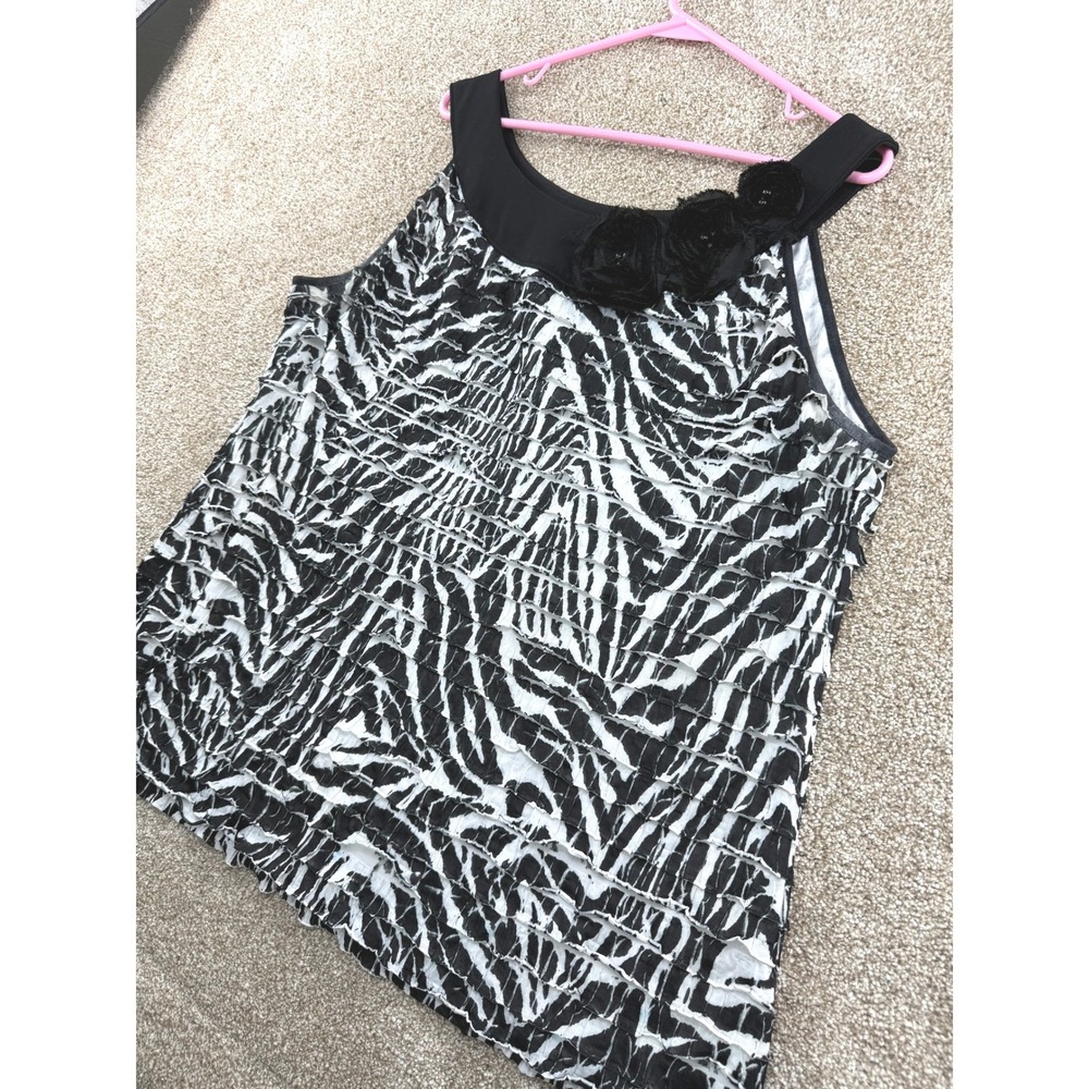 Cato Woman Zebra Ruffle Rosette Tank Top Black White 18 20W Sleeveless Y2K Plus - Picture 7 of 11